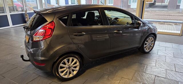 Ford FIESTA 1.0 EcoB Titanium 100 Pk 5 drs Perfecte autohistorie aanwezig!!!!