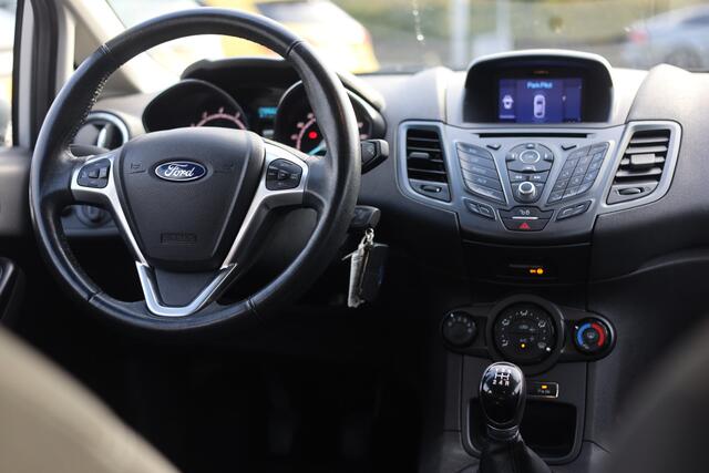 Ford FIESTA 1.0 STYLE ULTIMATE | AIRCO | CRUISE | NAVI