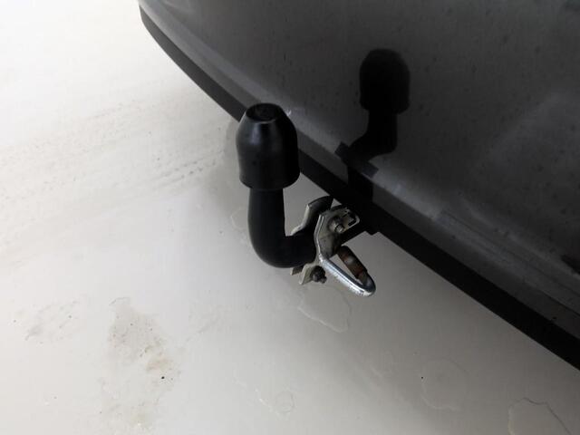 Ford FIESTA 1.0 EcoBoost Titanium Trekhaak Climat Cruise Apple Car Play Dealeronderhouden 5drs