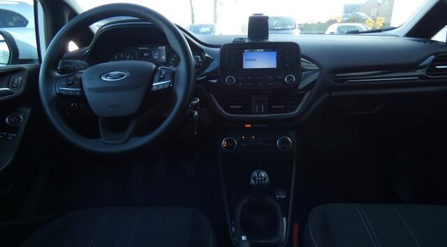 Ford FIESTA 1.1 TREND,Airci,Bltooth,Lane Ass,APK 17-7-27