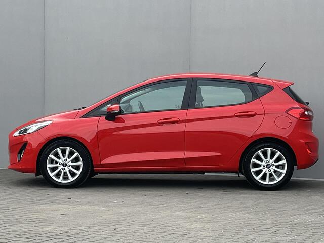 Ford FIESTA 1.0 EcoBoost Titanium / Stoel- & Stuurverwarming / Voorruitverwarming / Parkeersensoren Achter / Apple Carplay/Android Auto / Climate Control / Cruise Control /