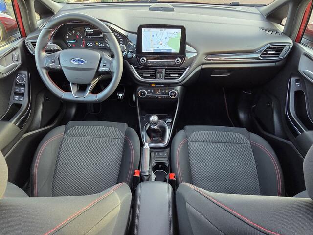 Ford FIESTA 1.0 EcoBoost ST-Line PANORAMADAK|NAVIGATIE|CRUISE CONTROL|B&O MUIZIEK|STOEL&STUUR VERWARMING|ECC/AIRCO|PDC ACHTER|17 INCH|DEALERE ONDERHOUDEN Maandag tot Vrijdag geopend van 09.00 tot 20.00 uur en Zaterdag van 09.00 tot 18.00 uur