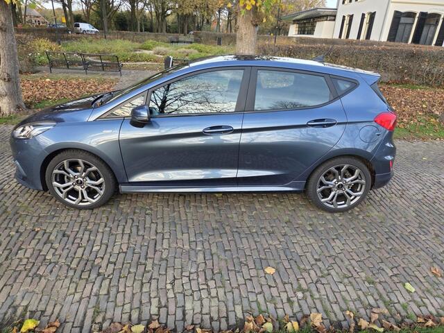 Ford FIESTA 1.0 Ecoboost. ST-Line
