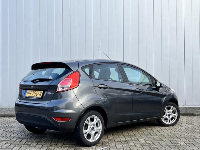 Ford FIESTA 1.0 Style Ultimate 80 PK Cruise Airco PDC Navi Slechts 31000km!