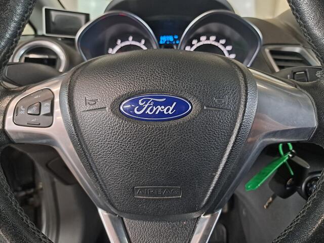 Ford FIESTA 1.0 Style + NAVI