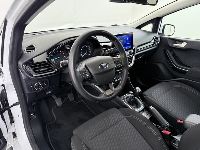 Ford FIESTA T 125PK Hybrid Titanium X Apple Carplay Android Auto Navi Bordherkenning Camera Ecc Cruise Control Pdc Lmv Privacy Glas Led Ford Sync 3 Keyless Bluetooth DAB+ 1e Eigenaar Origineel Nederlandse Auto ¤ 26000 nieuw!