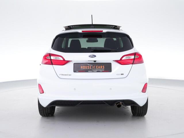 Ford FIESTA ST-Line 1.0 125pk AUTOMAAT |panoramadak|LED-koplampen|18" lichtmetalen wielen|Apple Carplay|blindspot|winter pack|parkeersensoren en camera|adaptive cruise control|