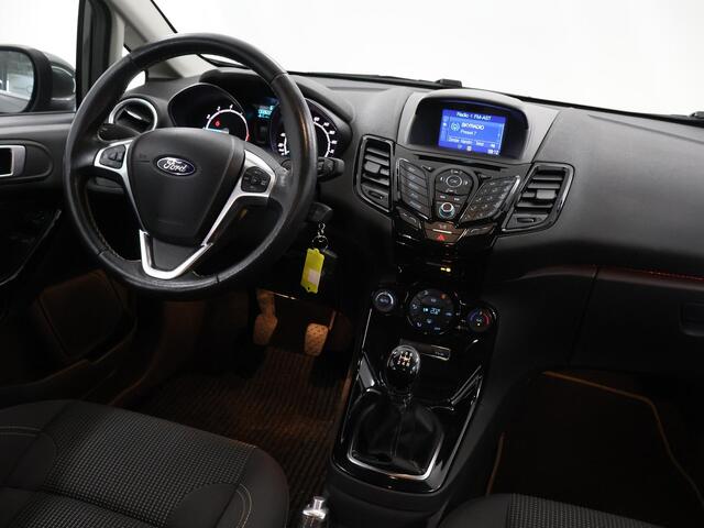 Ford FIESTA 1.0 EcoBoost Titanium | Trekhaak | Navigatie | Climate Control | Parkeersensoren |