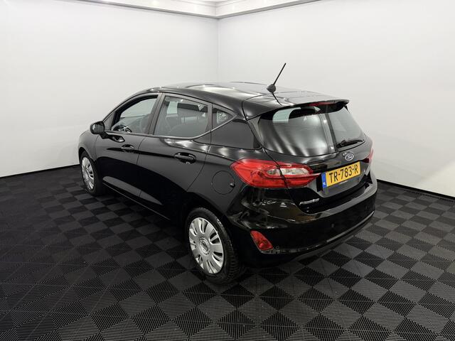 Ford FIESTA 1.1 Trend Clima, Navi, Parkeersensoren, A start stop, Cruise control, Mistlamp