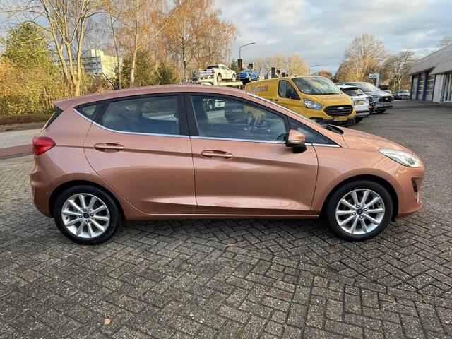 Ford FIESTA 1.0 EcoBoost Titanium 100pk Trekhaak | Camera | Clima | Navi | DAB+