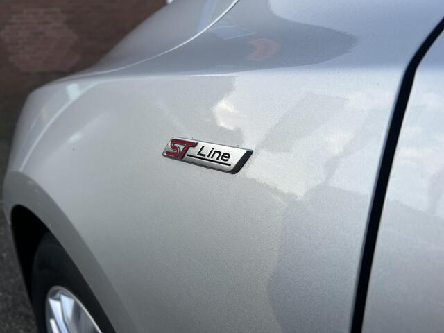 Ford FOCUS Wagon 1.0 EcoBoost ST Line Business | panorama dak | carplay | lichtmetalen velgen | navi | airco |