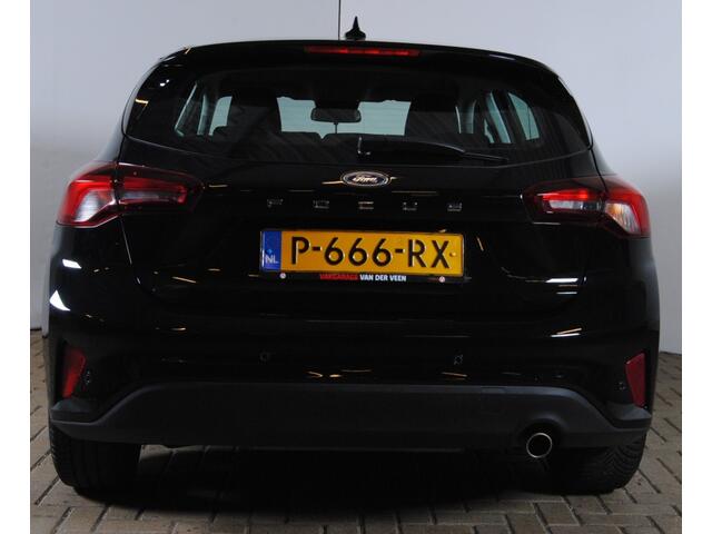 Ford FOCUS 1.0 EB Connected || Apple Carplay