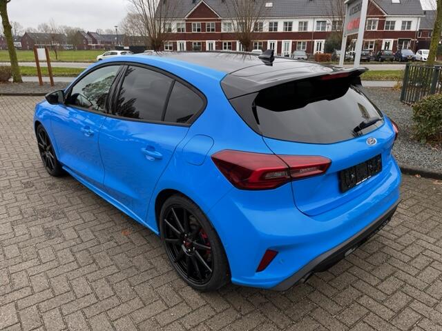 Ford FOCUS 2.3 EcoBoost ST-X EDITION LIM. 2.3 ECOBOOST SPEC. !