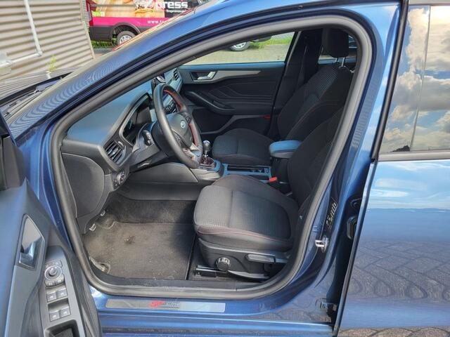 Ford FOCUS Wagon 1.0 EcoBoost Hybrid ST Line Style