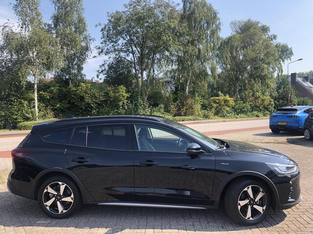 Ford FOCUS Wagon 1.0 EcoBoost Hybrid Active X 155pk | Adaptieve Cruise | Panorama dak | Winterpack | Sync 4 navi | Verlengde fabrieksgarantie tot 07-2023