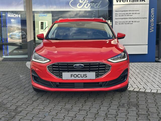 Ford FOCUS Wagon 1.0 EcoBoost Hybrid Titanium Winter Pack - ¤2.500,- Ford Voordeel