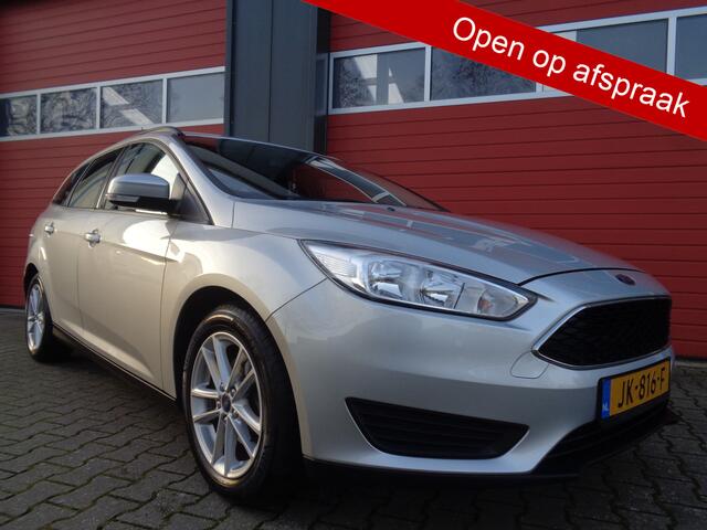 Ford FOCUS Wagon 1.0 Trend 101PK Clima Cruise Navi Trekkaak LMV NL-Auto