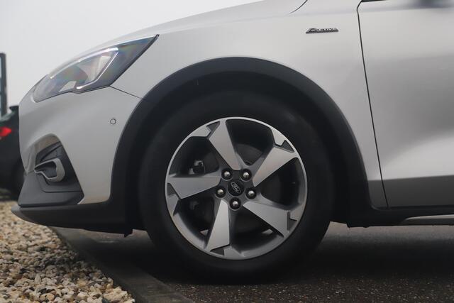 Ford FOCUS Wagon 1.5 EcoBlue Active Business Panoramadak 17 inch LMV Navigatie Carplay Android LED Achteruitrijcamera Cruise Parkeersensor Unieke auto!