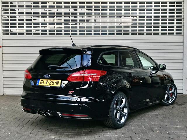 Ford FOCUS Wagon 2.0 ST2 Facelift Rijklaarprijs!