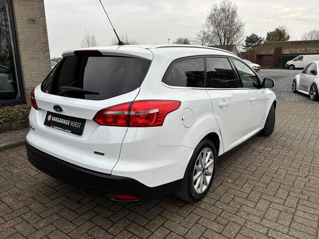 Ford FOCUS Wagon 1.0 Turbo Titanium Navigatie / Stoelverwarming / All-Seasons
