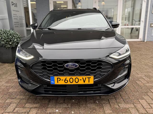 Ford FOCUS 1.0 EcoBoost Hybrid ST Line Navi Camera Winter & Parking Full LED Privacy Glass Wagon