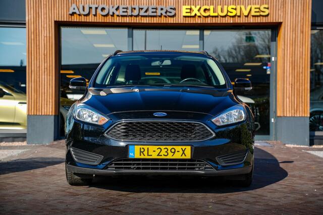 Ford FOCUS Wagon 1.0 Trend PDC Navi Cruise Trekhaak LMV Airco
