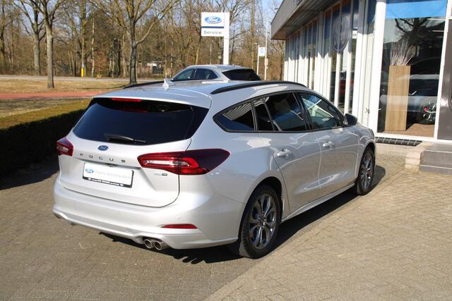 Ford FOCUS Wagon 1.0 EcoBoost Hybrid ST-LINE Automaat WINTER PACK | NAVIGATIE | 17" LM VELGEN