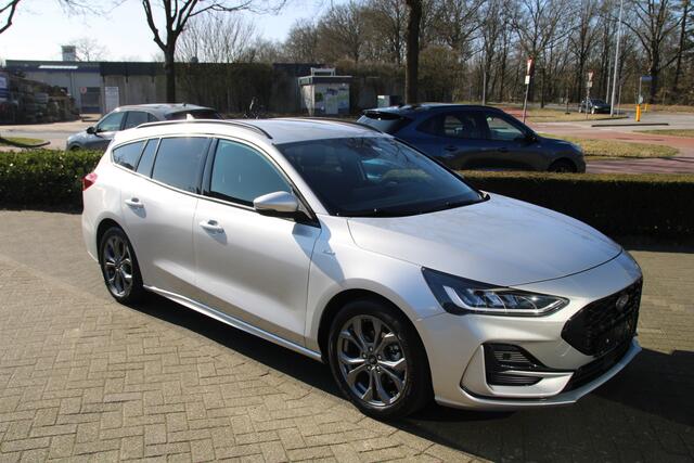 Ford FOCUS Wagon 1.0 EcoBoost Hybrid ST-LINE Automaat WINTER PACK | NAVIGATIE | 17" LM VELGEN