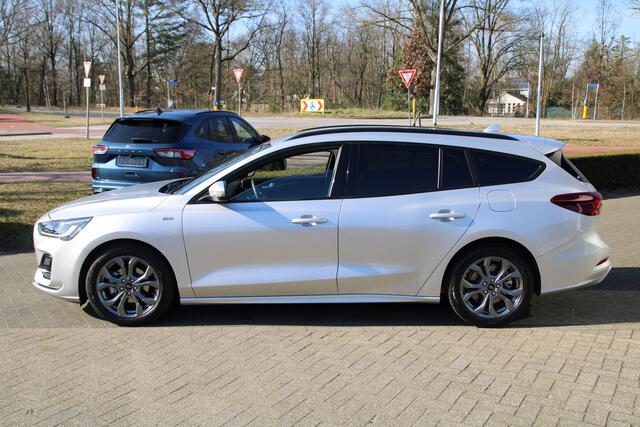 Ford FOCUS Wagon 1.0 EcoBoost Hybrid ST-LINE Automaat WINTER PACK | NAVIGATIE | 17" LM VELGEN