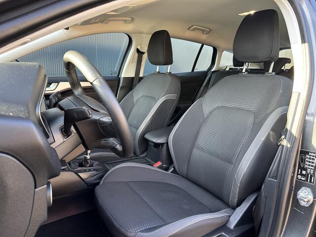 Ford FOCUS Wagon 1.0 EcoBoost Trend Edition Business | Aple carplay | Cruise | Navi