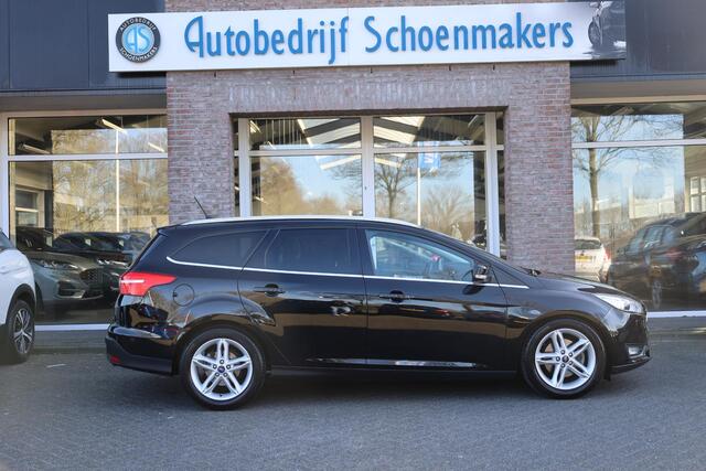 Ford FOCUS Wagon 1.5 Titanium CAMERA TREKHAAK NAVI 17"LMV RUIT/STOEL/STUURVERWARMING HALFLEER 2xPDC NAP