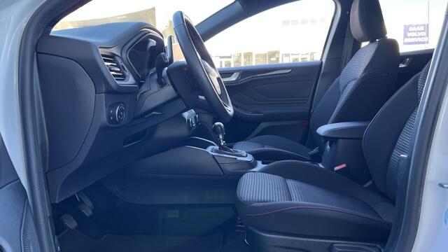 Ford FOCUS 1.0 ST Line | Navi | Camera | Stoel-Stuurverwarming