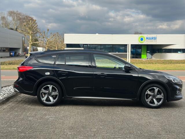 Ford FOCUS 1.0 Ecoboost Wagon Active Business '' Trekhaak - Clima - PDC ''