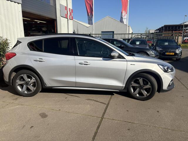 Ford FOCUS 1.0 EcoBoost active Nieuwe motor
