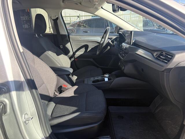 Ford FOCUS 1.0 EcoBoost active Nieuwe motor