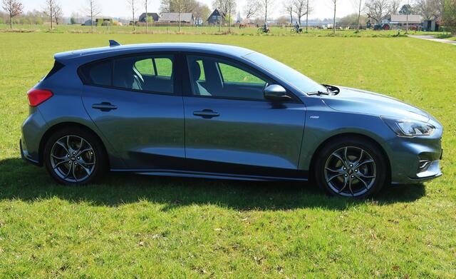Ford FOCUS 1.0 EcoBoost Titanium Business