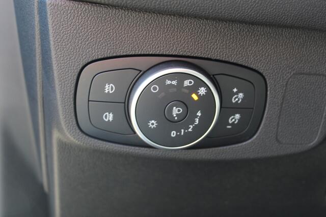 Ford FOCUS Wagon 1.0-125pk EcoBoost Mild-Hybrid Titanium. Mooie, ruime, luxe en comfortabele Ford Focus wagon. Volautm. airco dual, camera, stoel-, stuur- en voorraamverw., easy entry/easy go, cruise control, Isofix, side- en lane assist, parkeersensoren v+a, LM wie