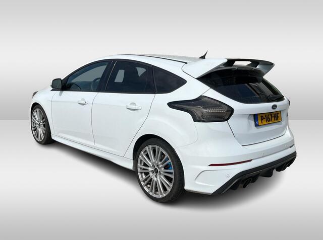 Ford FOCUS 2.3 RS / Milltek / Recaro Schaalstoelen / Camera / 19'' / Stuurverwarming / DAB / Cruise Control