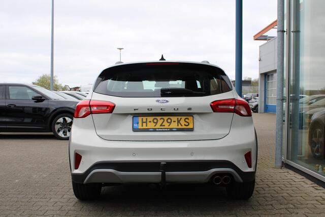 Ford FOCUS 1.5 EcoBoost Active Business 150pk | Dealeronderhouden! | Automaat | Trekhaak 1500KG | Cruise Control | Navigatie | Airco | Parkeersensoren |