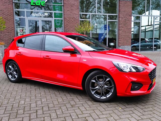 Ford FOCUS 1.0 EcoBoost ST Line Business Parkeersensoren V+A - Climatronic - Led verlichting - NL auto