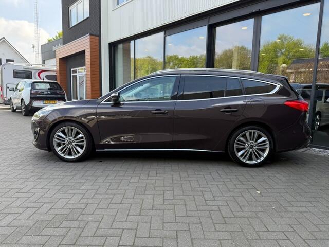 Ford FOCUS Wagon 1.0 EcoB. VIGNALE,Pano,Leer,BenO,Keyless,LED,HeadUp, etc