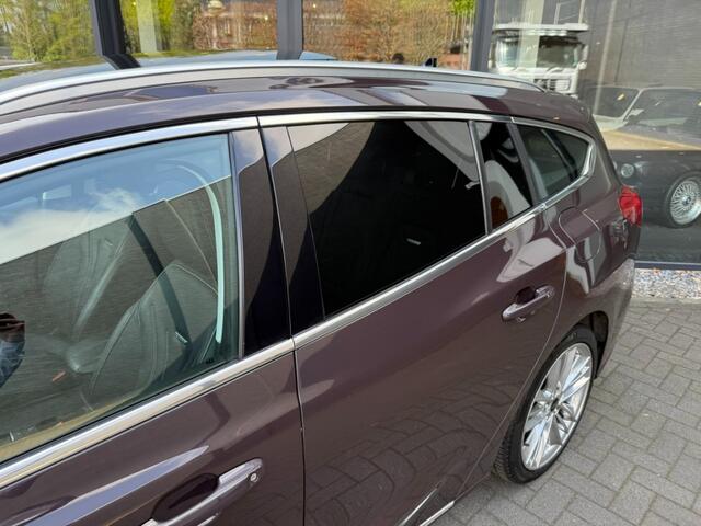 Ford FOCUS Wagon 1.0 EcoB. VIGNALE,Pano,Leer,BenO,Keyless,LED,HeadUp, etc