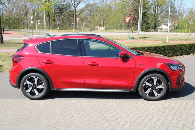 Ford FOCUS 1.0 EcoBoost 155 PK Hybrid AUTOMAAT ACTIVE X ADAPTIEVE CRUISE | BLIS | CAMERA