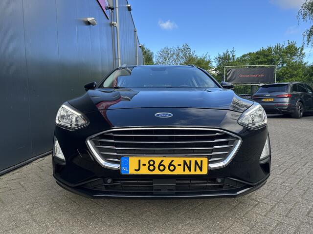 Ford FOCUS Wagon 1.0 EcoBoost Titanium Business | Lane assist | Trekhaak | PDC