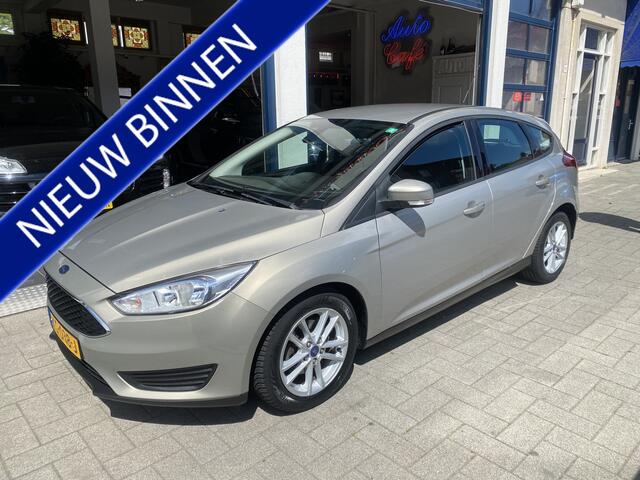 Ford FOCUS 1.0 Trend NAVI/AIRCO/CRUISE/NL AUTO/NW APK