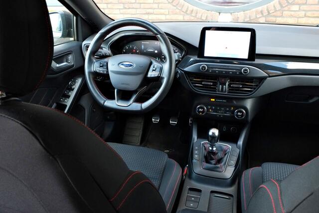 Ford FOCUS Wagon 1.0 EcoBoost ST Line Business