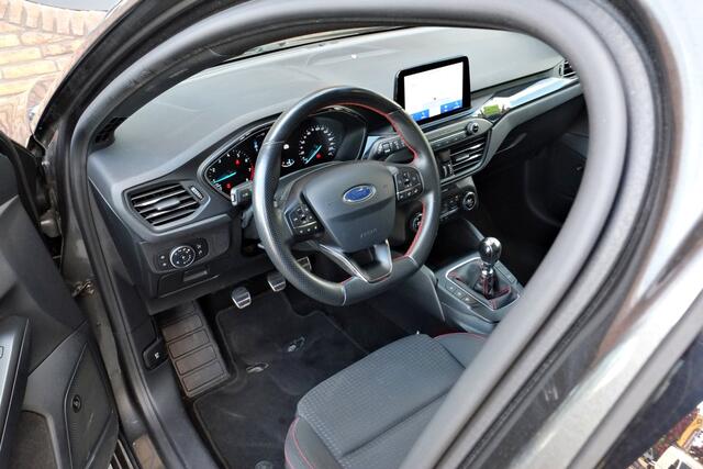 Ford FOCUS Wagon 1.0 EcoBoost ST Line Business