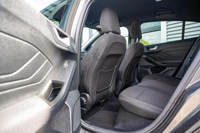 Ford FOCUS 1.0 EcoBoost Hybrid ST Line Camera Cruise Navigatie DAB+ Keyless