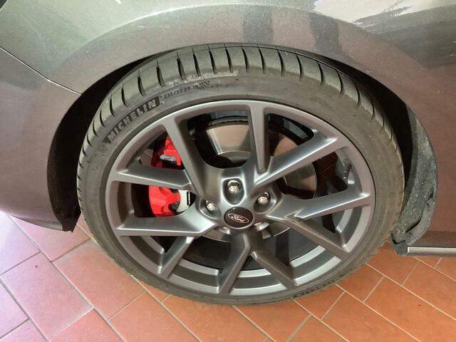 Ford FOCUS Wagon 2.3 EcoBoost ST-3 | 280PK | Adaptive cruise control | Launch control | Winter Pack | Full LED | Camera