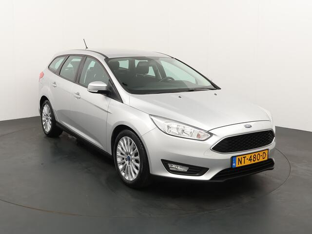 Ford FOCUS Wagon 1.0 125PK Lease Edition Wagon | Navigatie | Sync 3 | 17-inch | ISOFIX | Zeer zuinig |